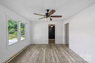 239 Yellowstone Dr, Fletcher, NC 28732 - Photo 5