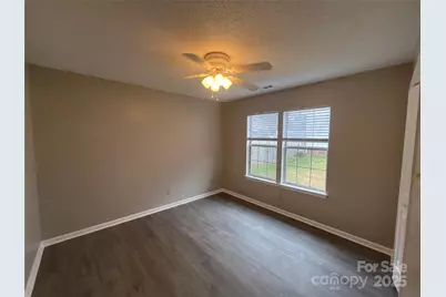 12042 Mallard Ridge Drive, Charlotte, NC 28269 - Photo 15