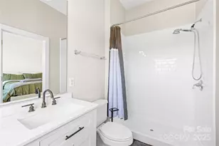 617 McNinch St, Charlotte, NC 28208 - Photo 17