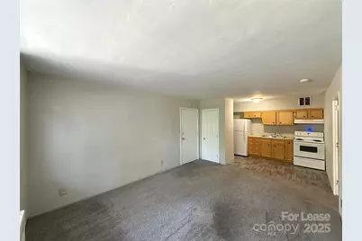 2126 E Seventh Street #102, Charlotte, NC 28204 - Photo 3