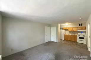 2126 E 7th St, Charlotte, NC 28204 - Photo 3