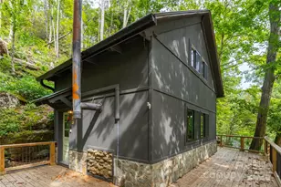 88 Mountain Farm Rd, Burnsville, NC 28714 - Photo 1