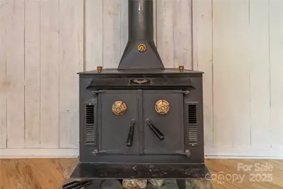 88 Mountain Farm Road, Burnsville, NC 28714 - Photo 15