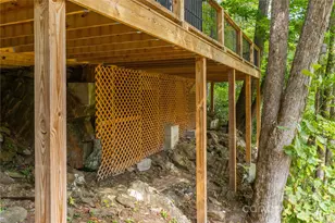 88 Mountain Farm Rd, Burnsville, NC 28714 - Photo 5