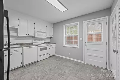 1300 Larchmont Place #208, Salisbury, NC 28147 - Photo 9