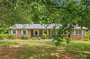 290 S Grandview Rd, Clover, SC 29710 - Photo 1