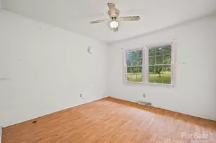 290 S Grandview Rd, Clover, SC 29710 - Photo 17