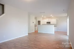 7507 Malden Park Dr, Charlotte, NC 28215 - Photo 3