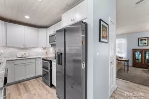 33 Resada Dr, Brevard, NC 28712 - Photo 17