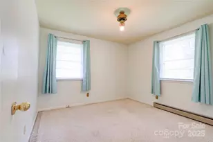 5009 Pecan Dr, Shelby, NC 28152 - Photo 11