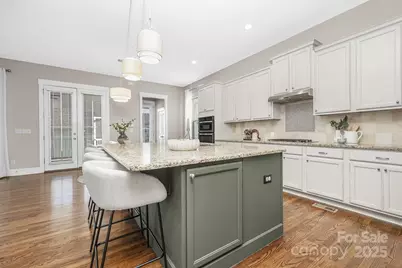 2307 Lochview Street, Pineville, NC 28134 - Photo 9