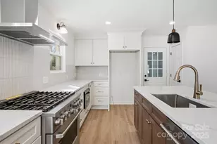 3323 Lincoln Ln, Gastonia, NC 28056 - Photo 5