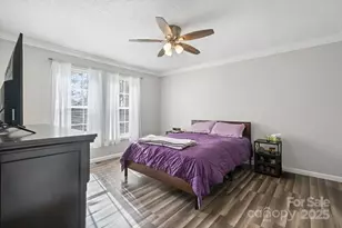 402 Shiloh Rd, Statesville, NC 28677 - Photo 23