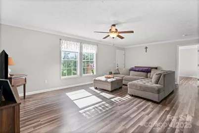 402 Shiloh Road, Statesville, NC 28677 - Photo 9