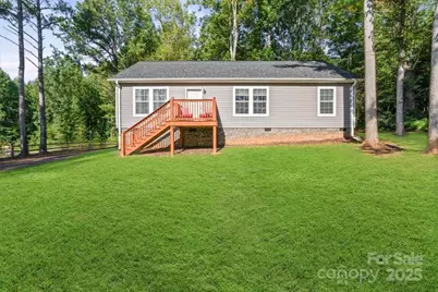 402 Shiloh Road, Statesville, NC 28677 - Photo 1
