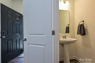 348 Abington St, Matthews, NC 28104 - Photo 13