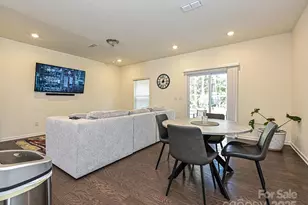 348 Abington St, Matthews, NC 28104 - Photo 5