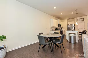 348 Abington St, Matthews, NC 28104 - Photo 9