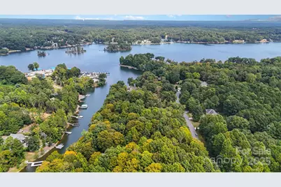 8068 Summit Ridge Drive, Catawba, NC 28609 - Photo 13