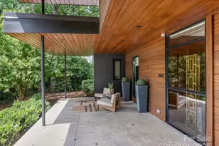 3637 Pelham Ln, Charlotte, NC 28211 - Photo 3