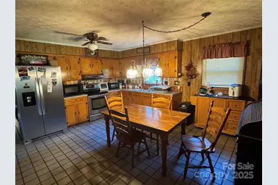 3957 Hollywood Ridge Road, Lenoir, NC 28645 - Photo 7