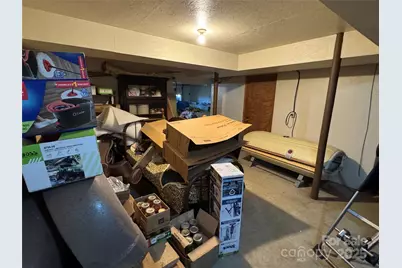 3957 Hollywood Ridge Road, Lenoir, NC 28645 - Photo 17