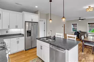 17 Elkmont Terrace, Asheville, NC 28804 - Photo 9