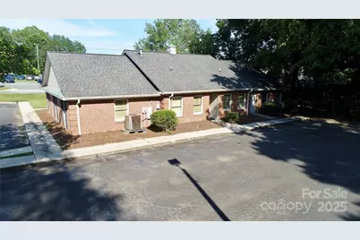1910 Dale Earnhardt Boulevard, Kannapolis, NC 28083 - Photo 5