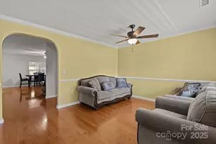 6839 Harter Ct, Raleigh, NC 27610 - Photo 5