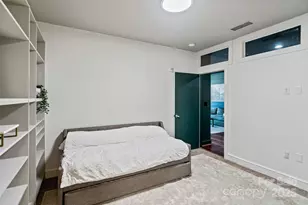 333 W Trade St, Charlotte, NC 28202 - Photo 21