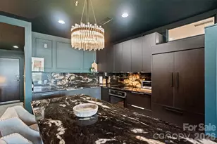 333 W Trade St, Charlotte, NC 28202 - Photo 7