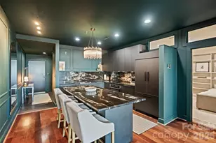 333 W Trade St, Charlotte, NC 28202 - Photo 5