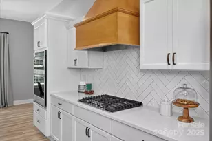 997 S Skyland Dr, Mount Pleasant, NC 28124 - Photo 9