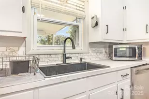 2011 Mountain Creek Rd, Albemarle, NC 28001 - Photo 13