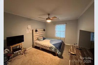 2835 Royal Ridge Lane, Charlotte, NC 28212 - Photo 9