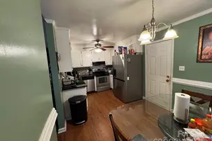 2835 Royal Ridge Ln, Charlotte, NC 28212 - Photo 5