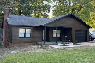 2835 Royal Ridge Ln, Charlotte, NC 28212 - Photo 1