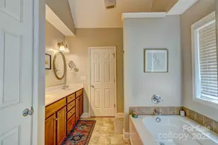 2201 Pinnacle View Dr, Kings Mountain, NC 28086 - Photo 13