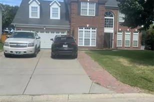 2529 Waters Vista Cir, Charlotte, NC 28213 - Photo 1