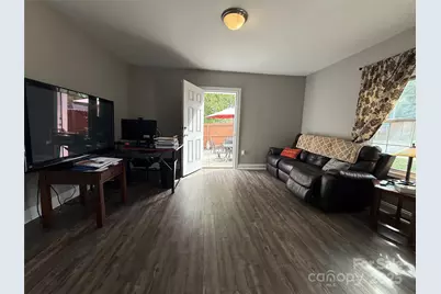 301 S Mountain Street, Cherryville, NC 28021 - Photo 5