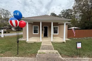 301 S Mountain St, Cherryville, NC 28021 - Photo 1