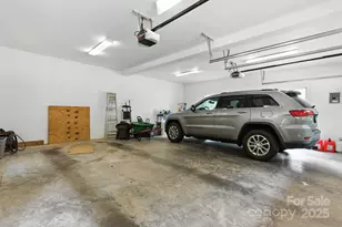 1461 Sunset Point Dr, Connelly Springs, NC 28612 - Photo 29