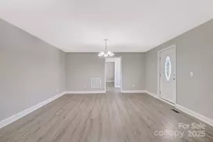 222 S Main Gq St, Salisbury, NC 28146 - Photo 9