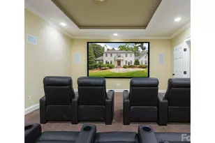 946 Laurel Creek Ln, Charlotte, NC 28211 - Photo 39