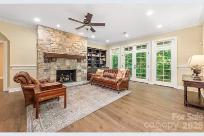 946 Laurel Creek Lane, Charlotte, NC 28211 - Photo 5