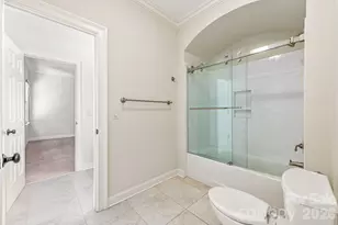 946 Laurel Creek Ln, Charlotte, NC 28211 - Photo 25