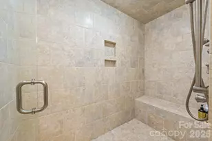 946 Laurel Creek Ln, Charlotte, NC 28211 - Photo 39