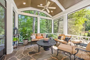 946 Laurel Creek Ln, Charlotte, NC 28211 - Photo 13