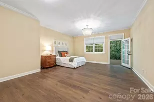 946 Laurel Creek Ln, Charlotte, NC 28211 - Photo 37