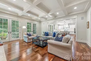 946 Laurel Creek Ln, Charlotte, NC 28211 - Photo 5